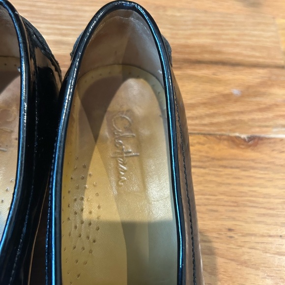 Cole Hasn’t Stylish Black Patented Leather Loafers 👞 - Picture 7 of 7